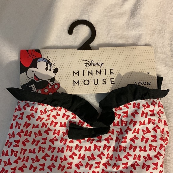 Disney Minnie Mouse Apron - Picture 2 of 4
